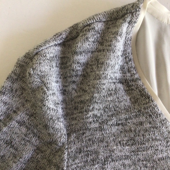 WHITE HOUSE BLACK MARKET LAYERED TOP SMALL - Picture 8 of 16